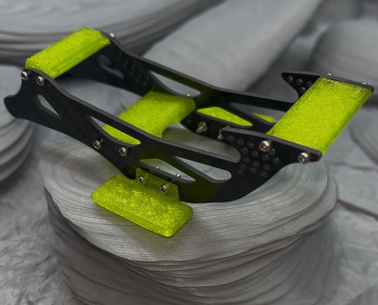 RCCC CARBON FIBER MAGNET/VELCRO MOUNT CHASSIS 32 FOR ASCENT 32 OPT. 3